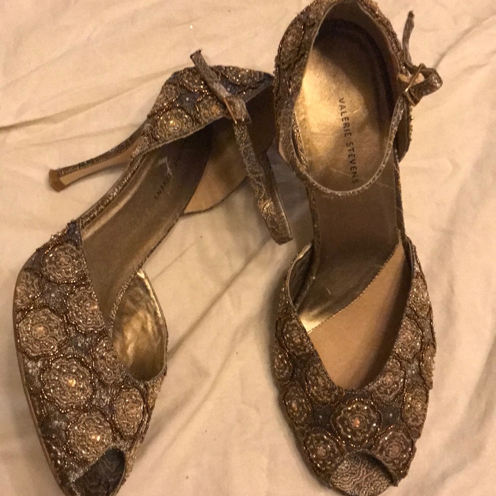 Beaded dress heels